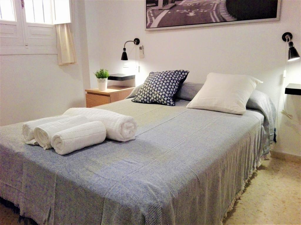 Apartamento Duplex En Corral De Vecinos San Bernardo Sevilla Exterior foto